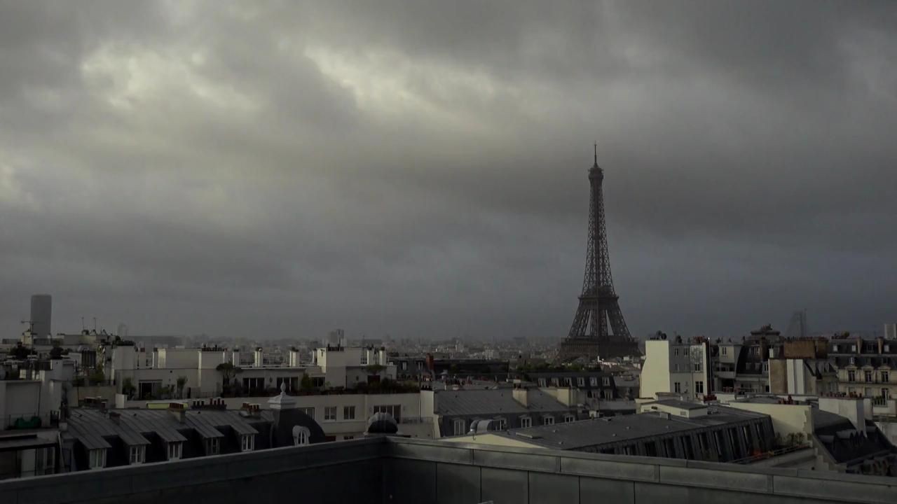 Archived image Webcam Panoramic View Paris - Eiffel Tower