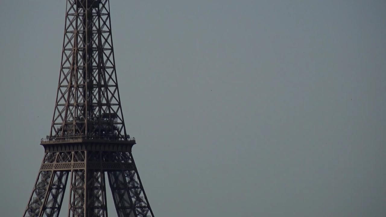 Archived image Webcam Panoramic View Paris - Eiffel Tower