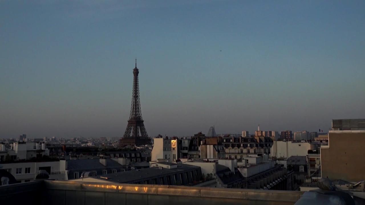 Archived image Webcam Panoramic View Paris - Eiffel Tower