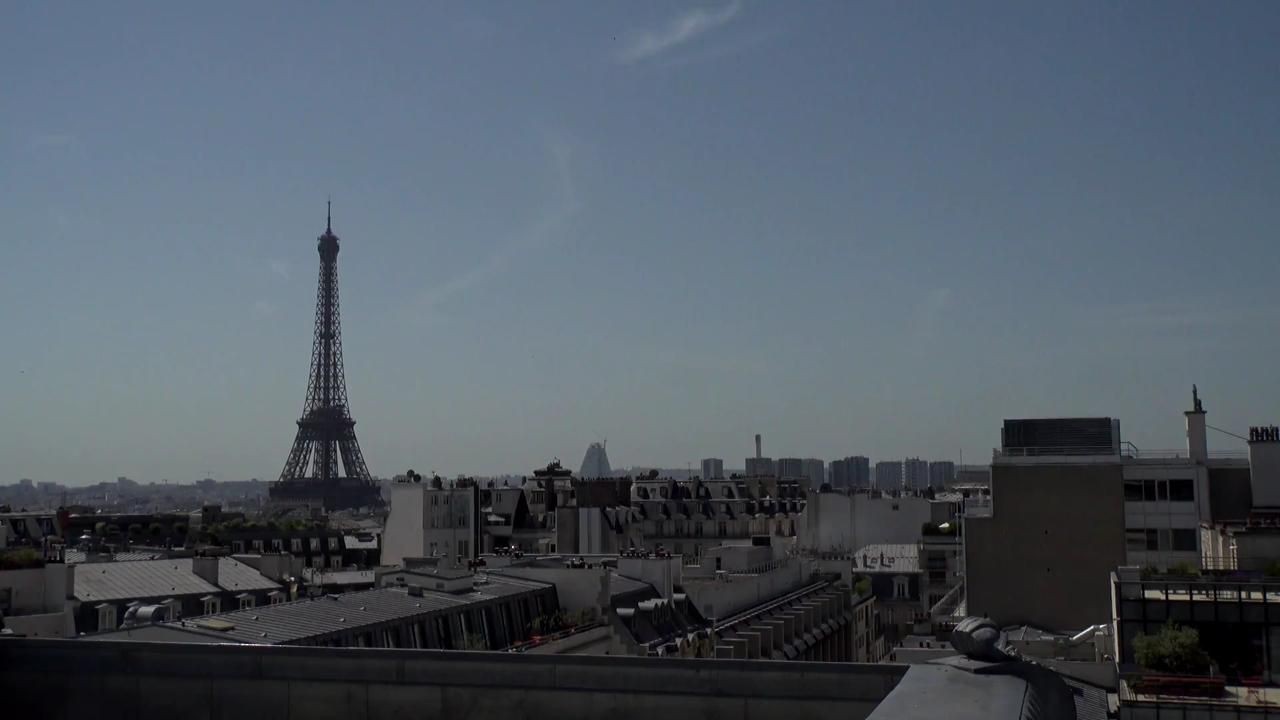 Archiv Foto Webcam Panorama Paris: Blick auf den Eiffelturm