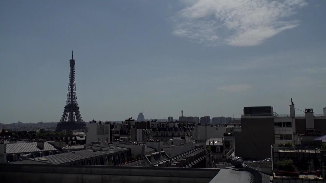 Archiv Foto Webcam Panorama Paris: Blick auf den Eiffelturm