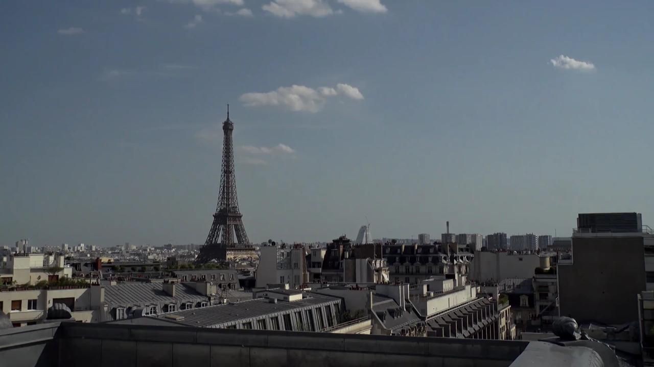 Archiv Foto Webcam Panorama Paris: Blick auf den Eiffelturm