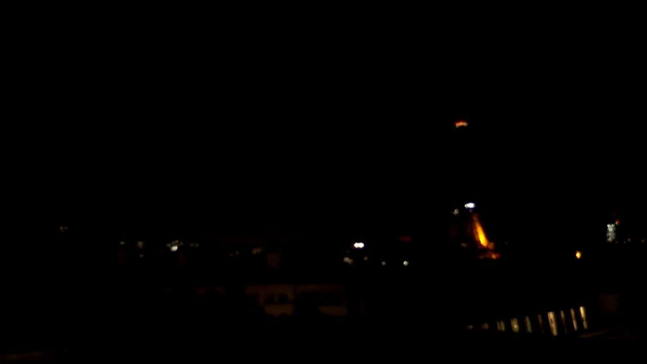 Archived image Webcam Panoramic View Paris - Eiffel Tower