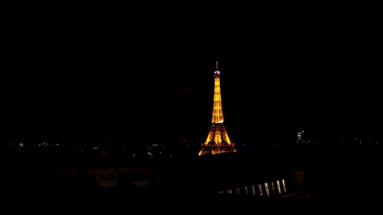 Archived image Webcam Panoramic View Paris - Eiffel Tower