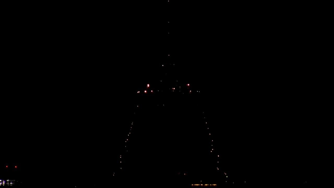 Archived image Webcam Panoramic View Paris - Eiffel Tower