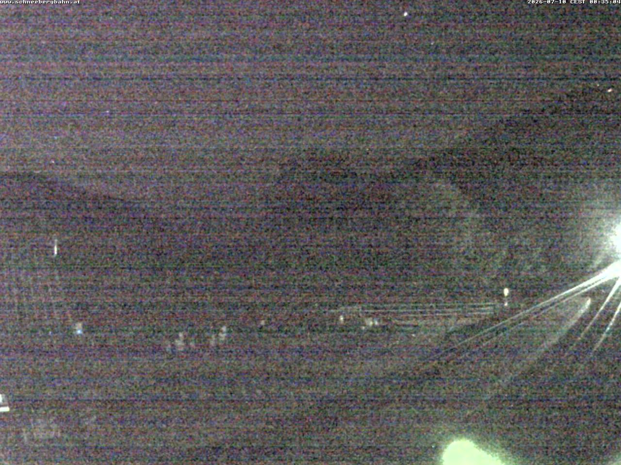 Archived image Webcam Schneeberg: View mountain restaurant Baumgartner