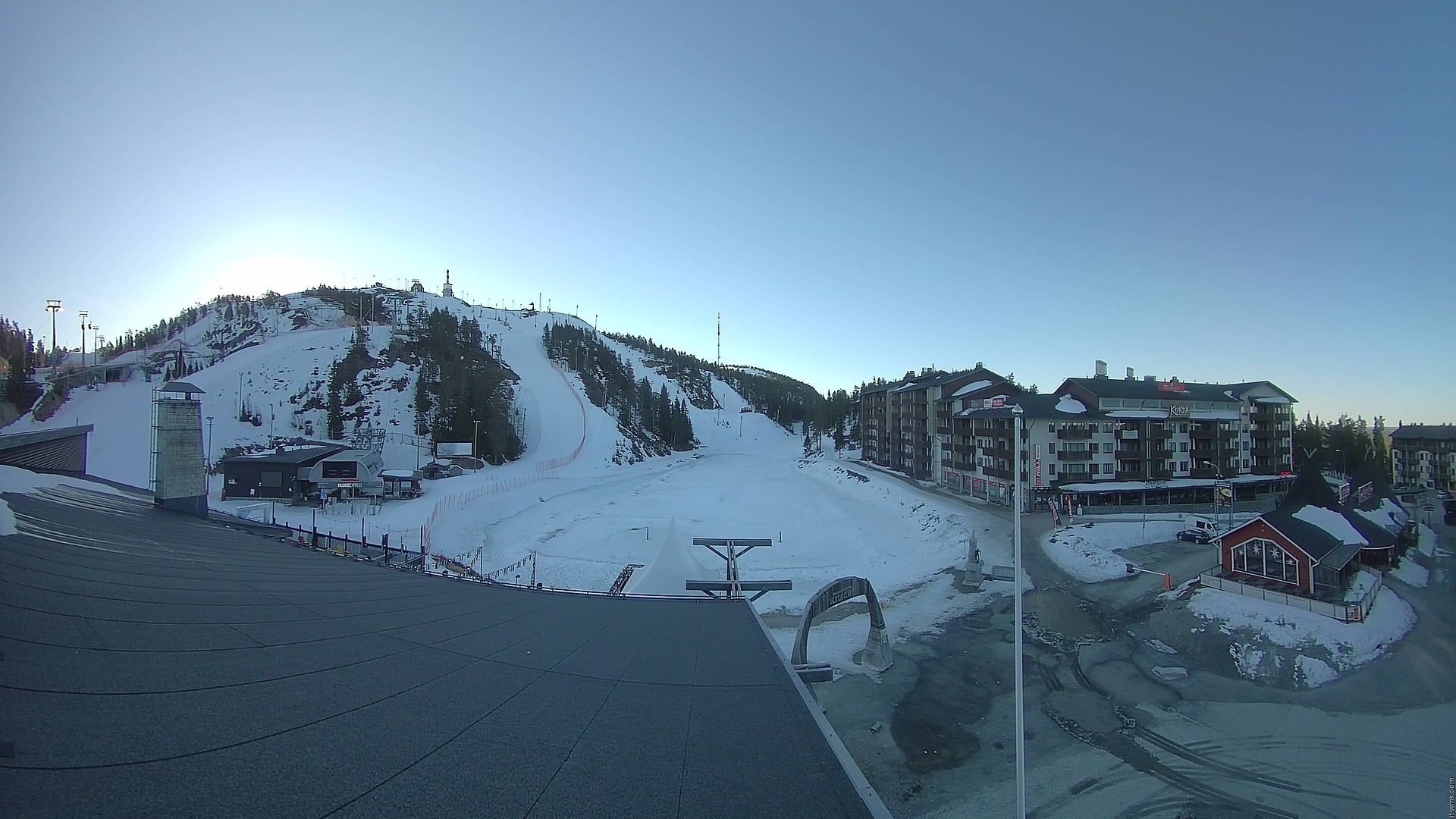 Archived image Webcam View Ruka Village