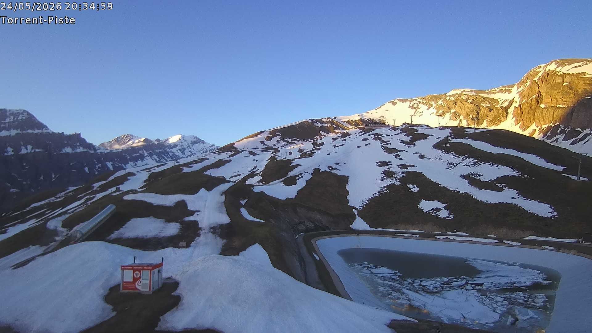 Archived image Webcam Leukerbad - Top station Rinderhütte