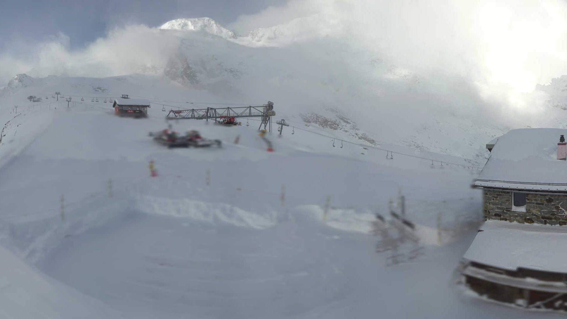 Archived image Webcam Saas Fee - Längfluh south