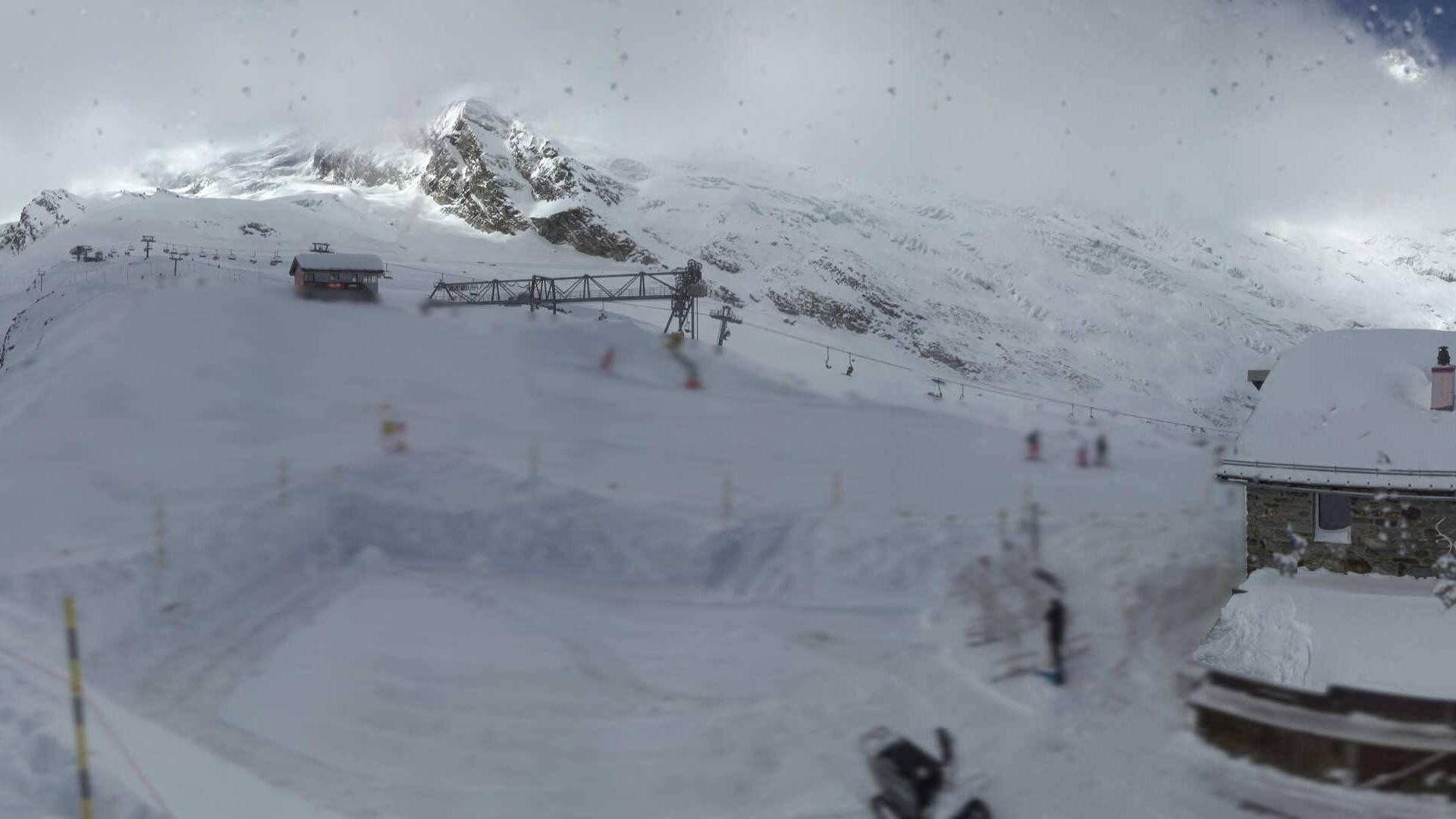 Archived image Webcam Saas Fee - Längfluh south