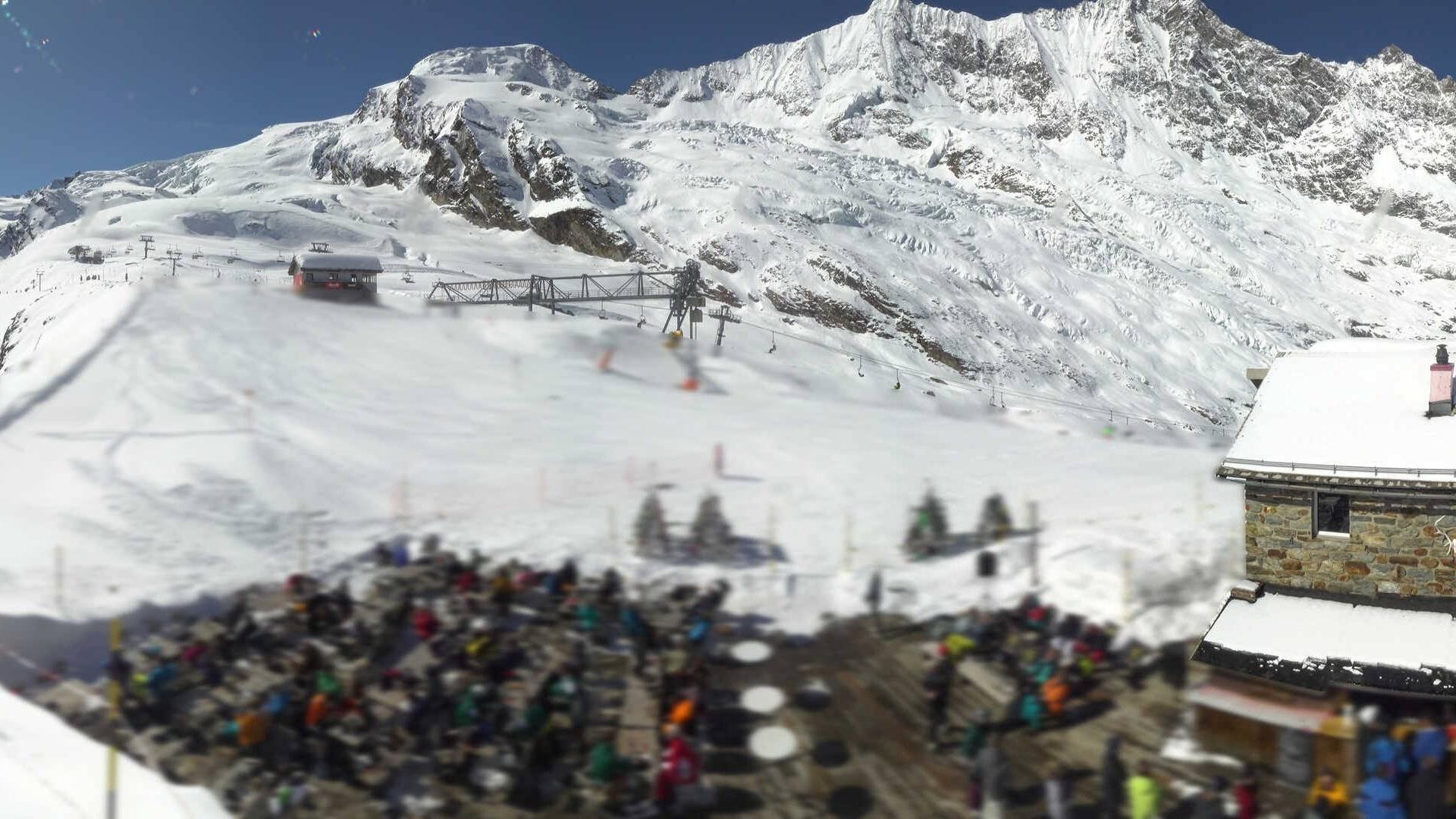 Archived image Webcam Saas Fee - Längfluh south