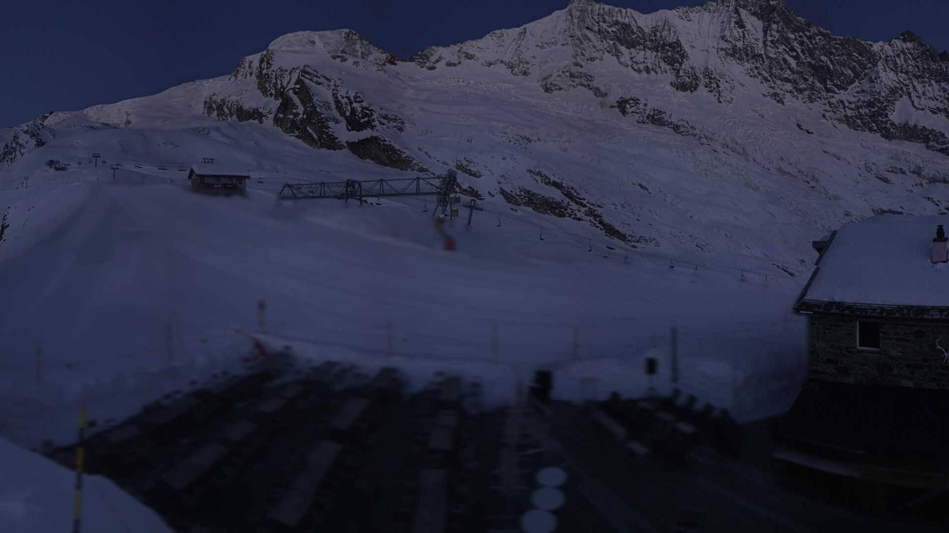Archived image Webcam Saas Fee - Längfluh south