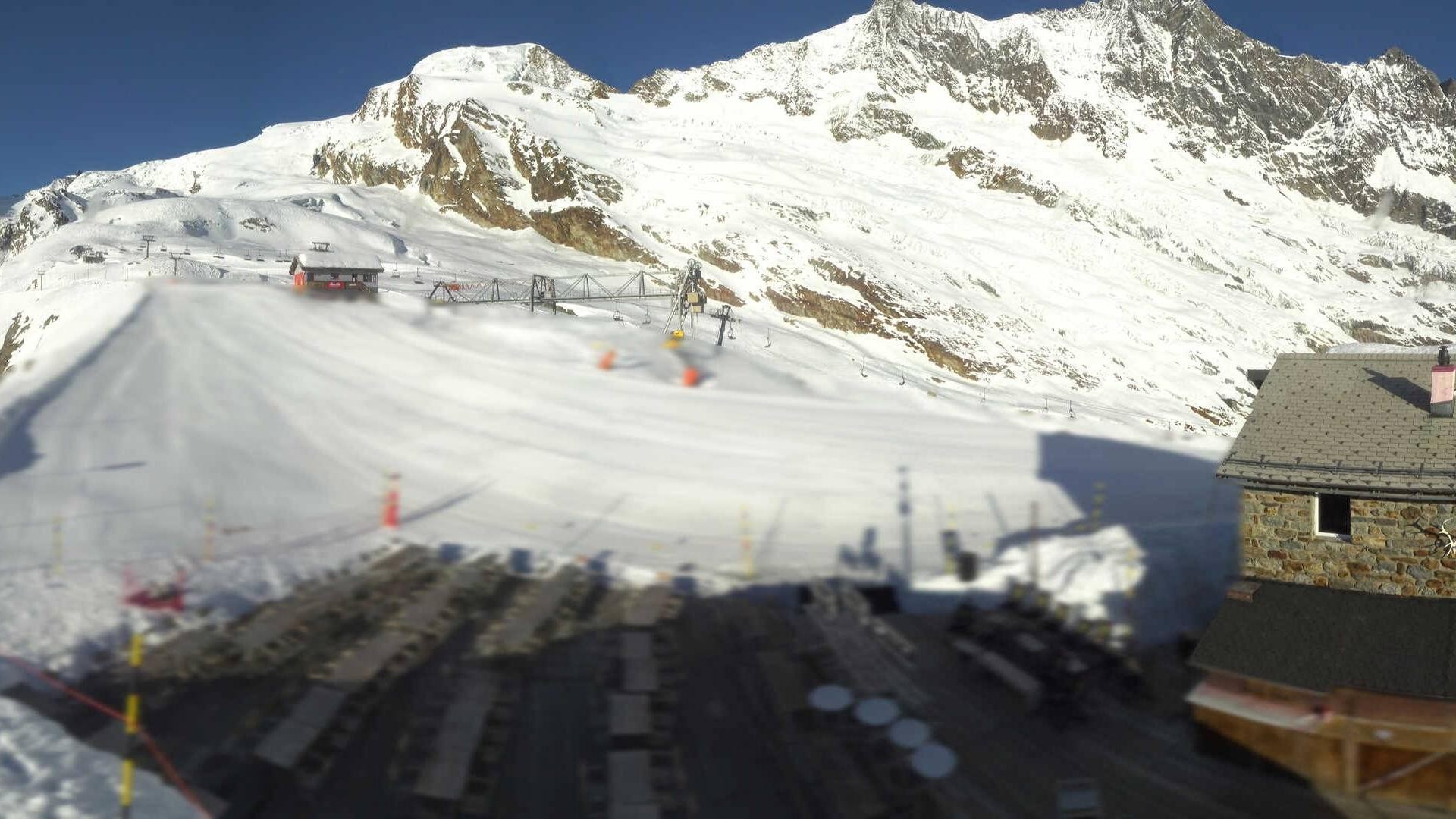 Archived image Webcam Saas Fee - Längfluh south