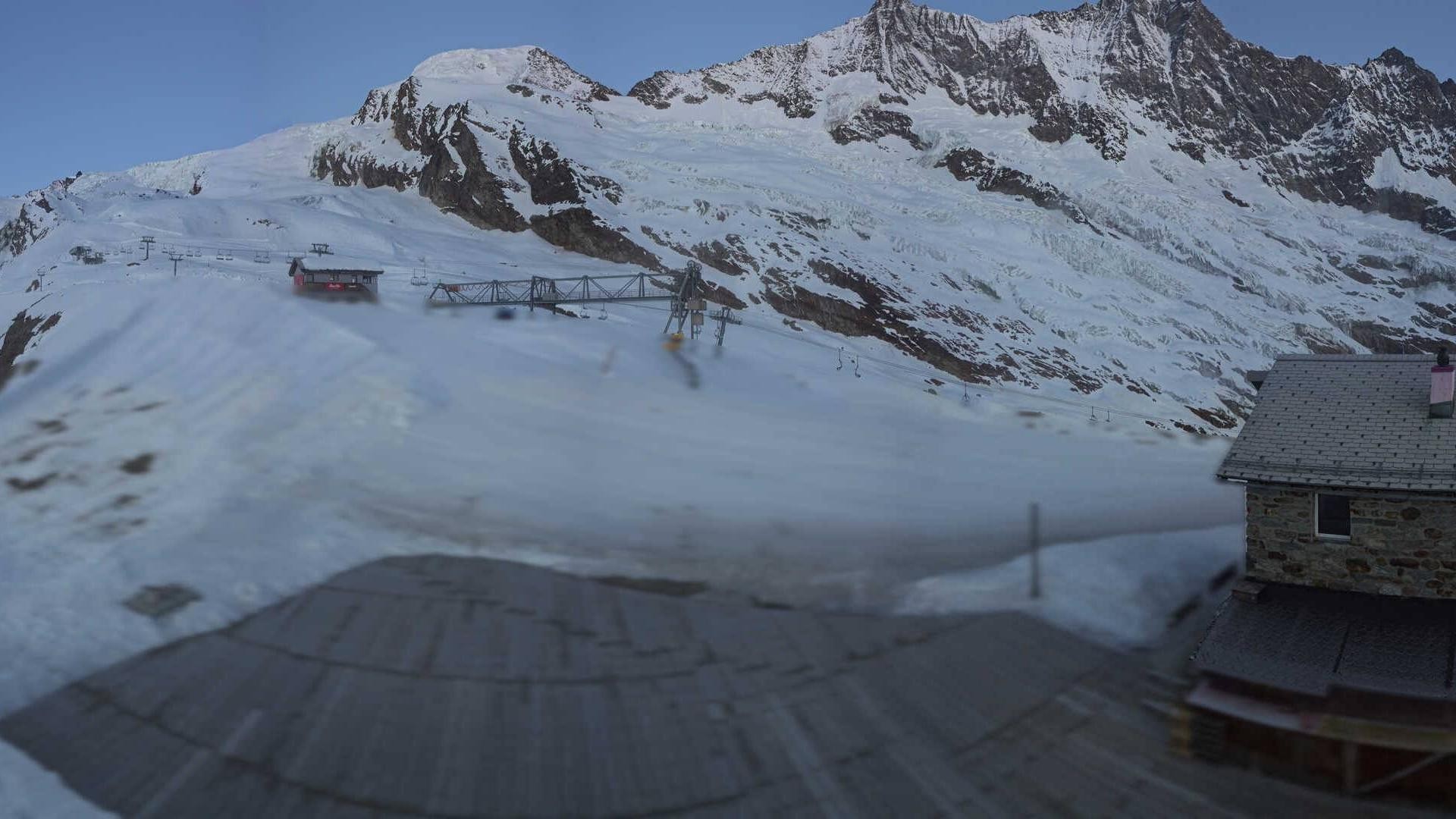 Archived image Webcam Saas Fee - Längfluh south