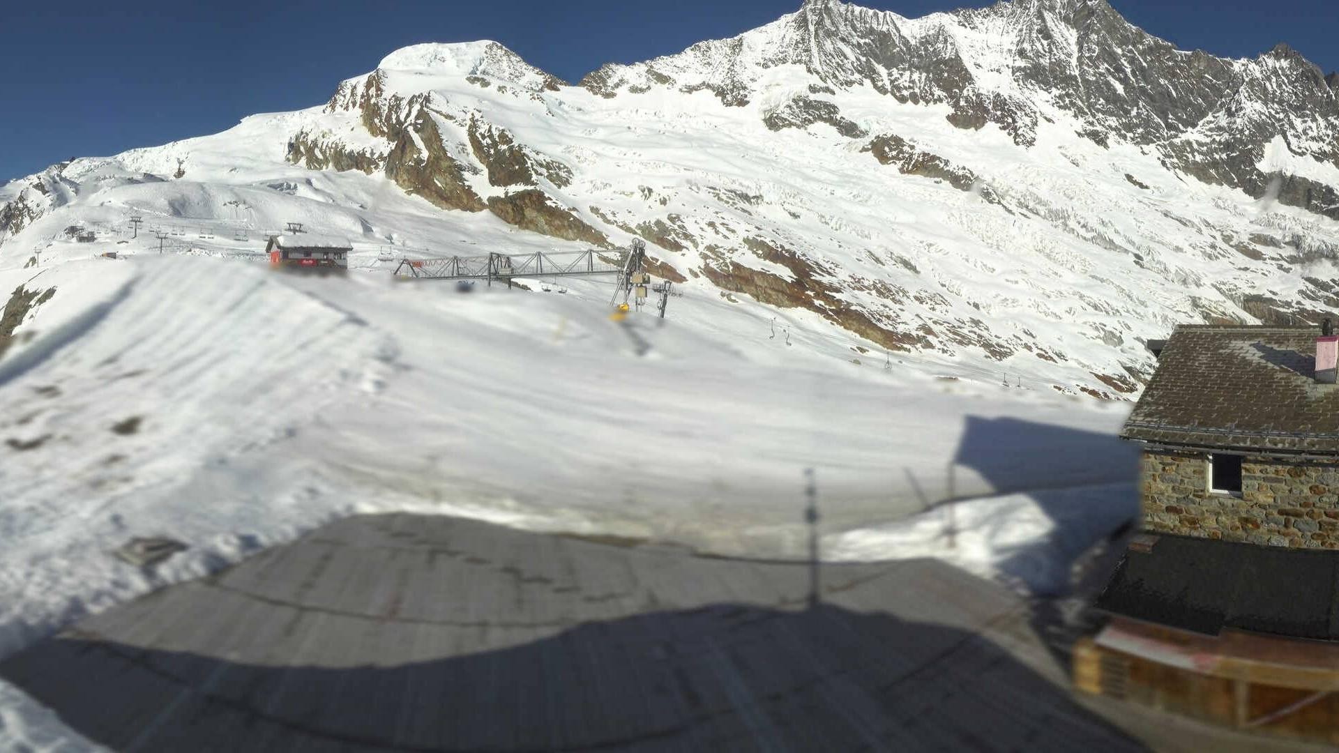 Archived image Webcam Saas Fee - Längfluh south