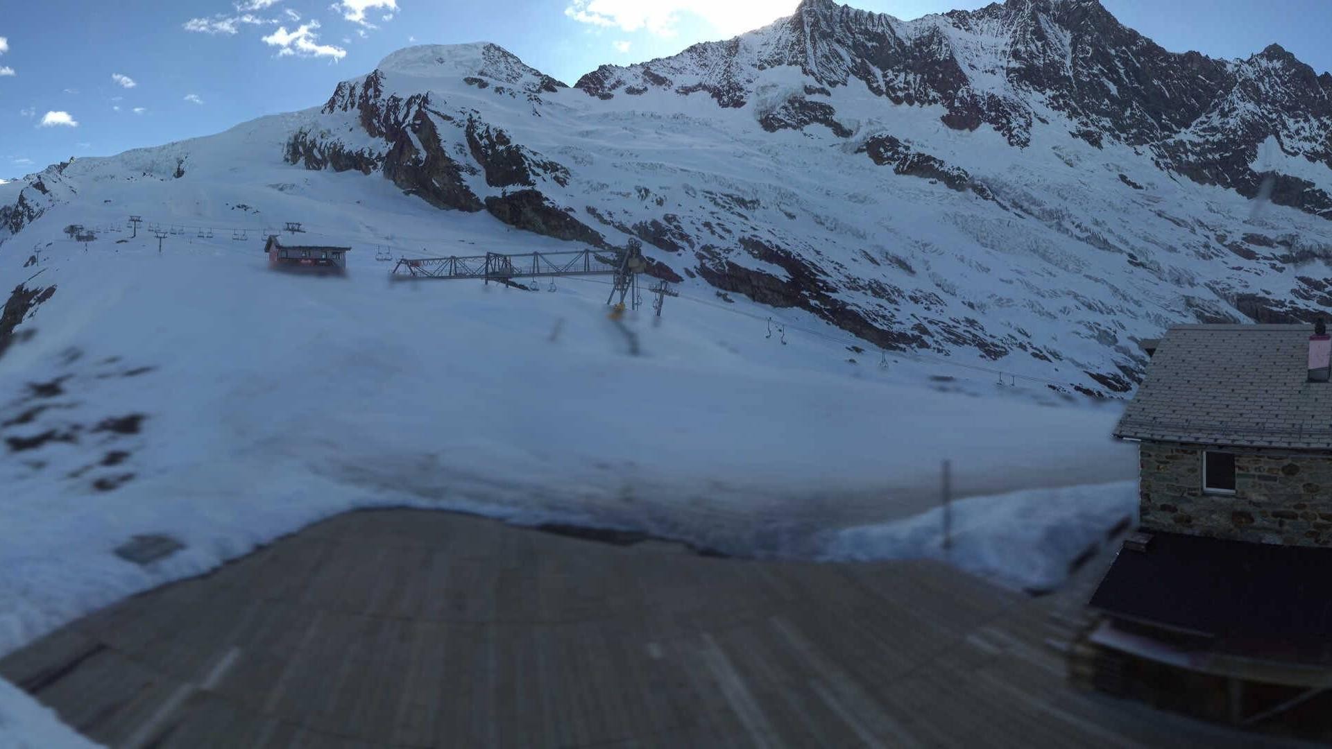 Archived image Webcam Saas Fee - Längfluh south