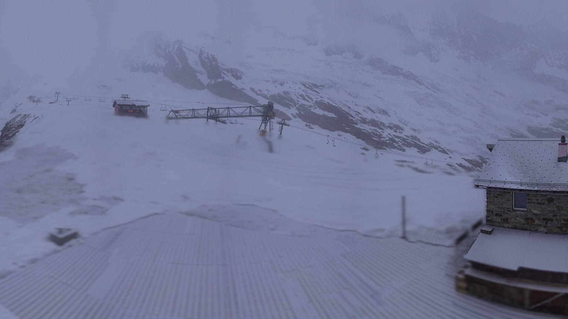 Archived image Webcam Saas Fee - Längfluh south