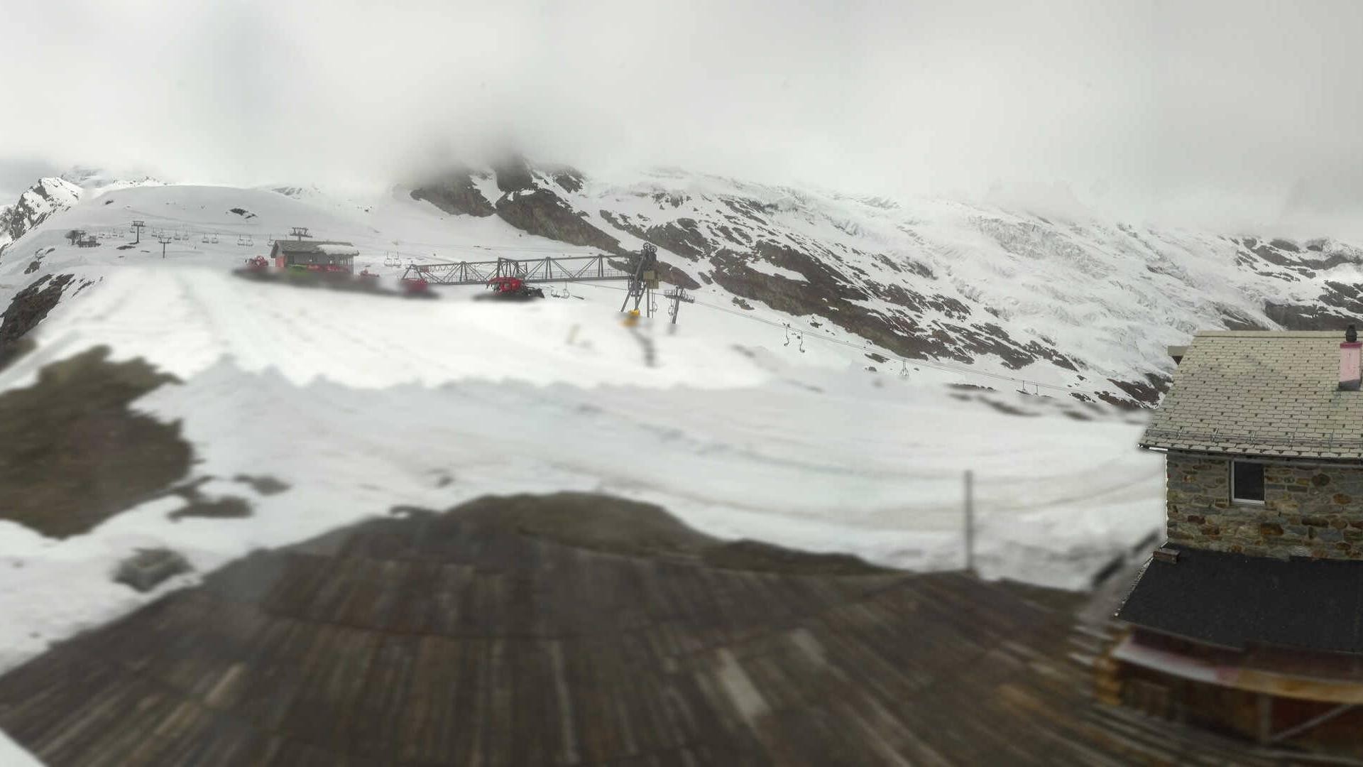 Archived image Webcam Saas Fee - Längfluh south