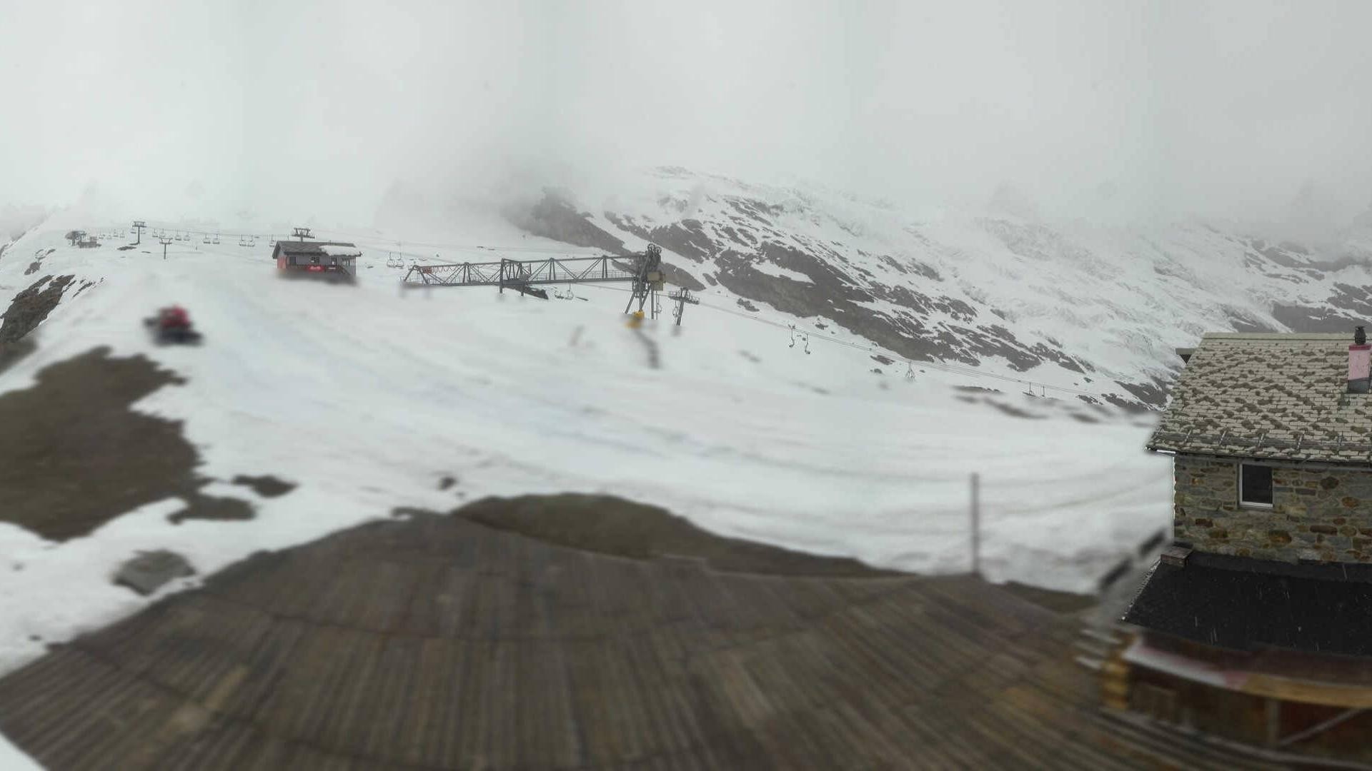 Archived image Webcam Saas Fee - Längfluh south