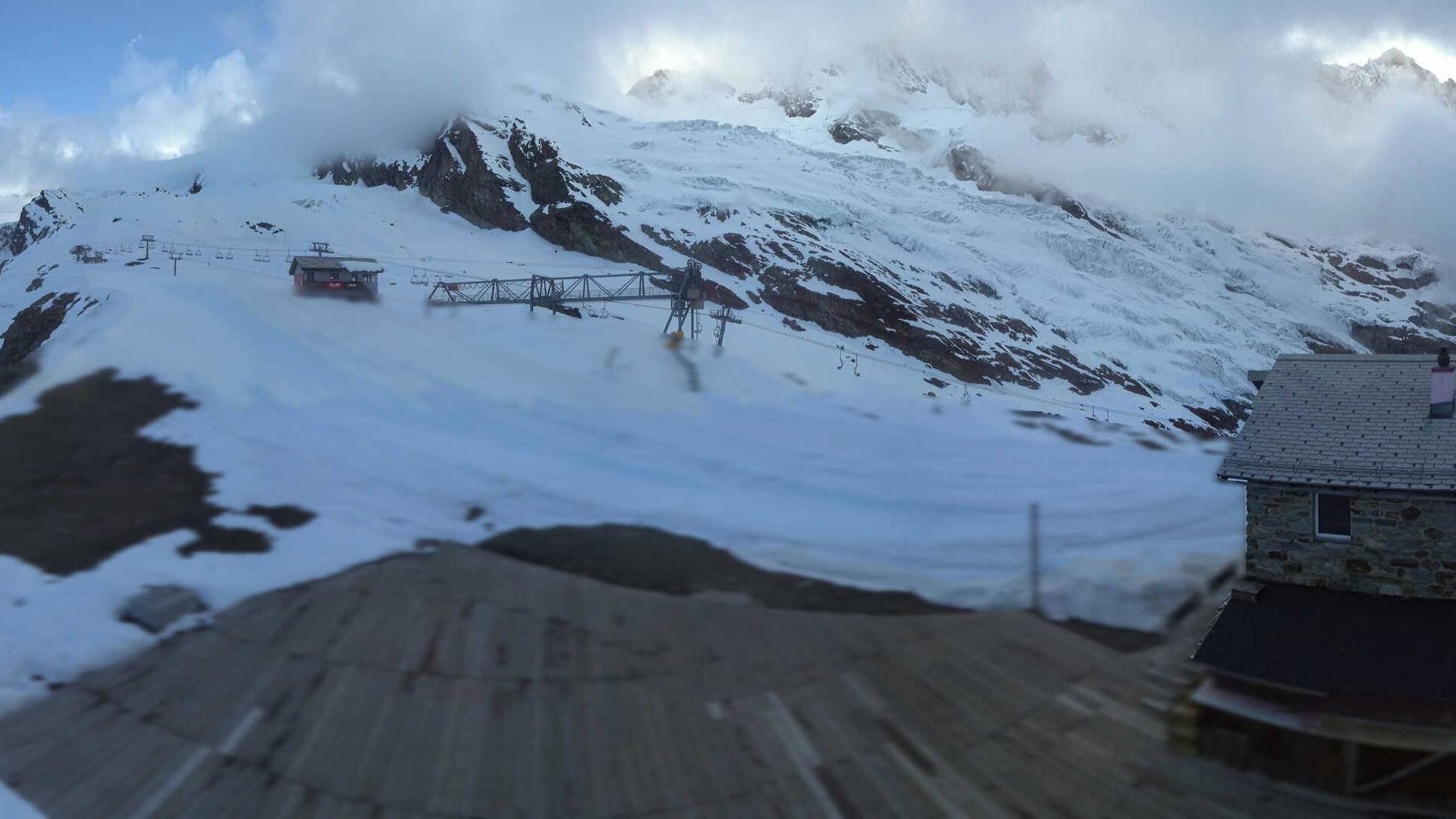 Archived image Webcam Saas Fee - Längfluh south