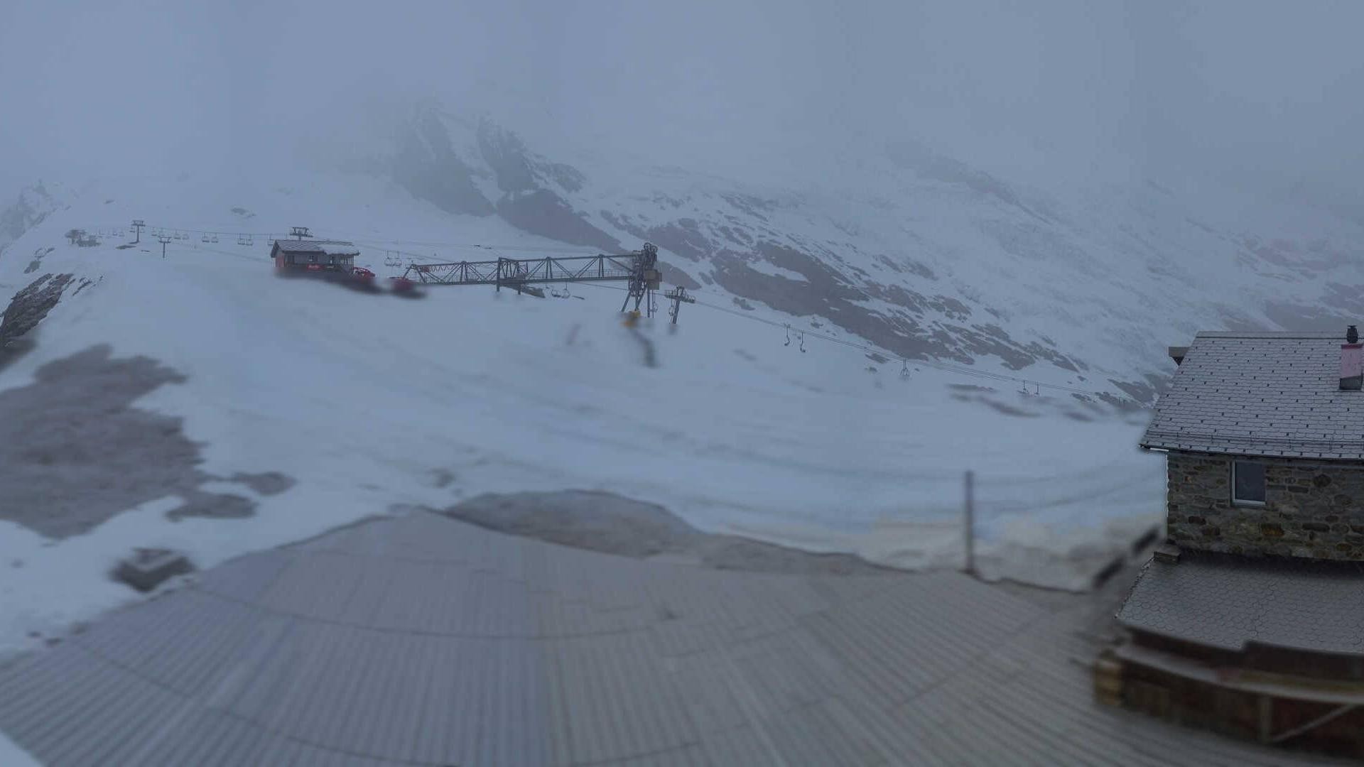 Archived image Webcam Saas Fee - Längfluh south