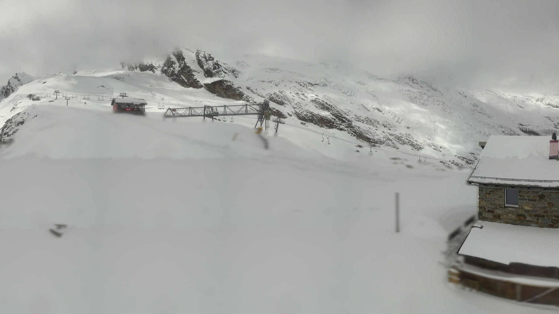 Archived image Webcam Saas Fee - Längfluh south