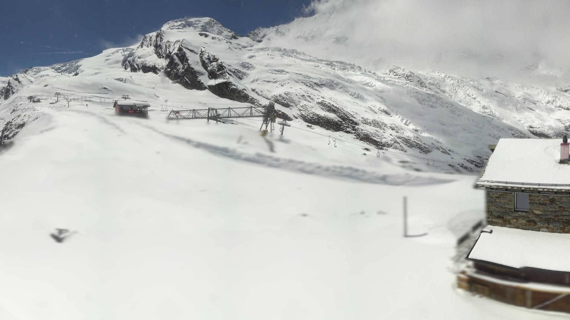 Archived image Webcam Saas Fee - Längfluh south