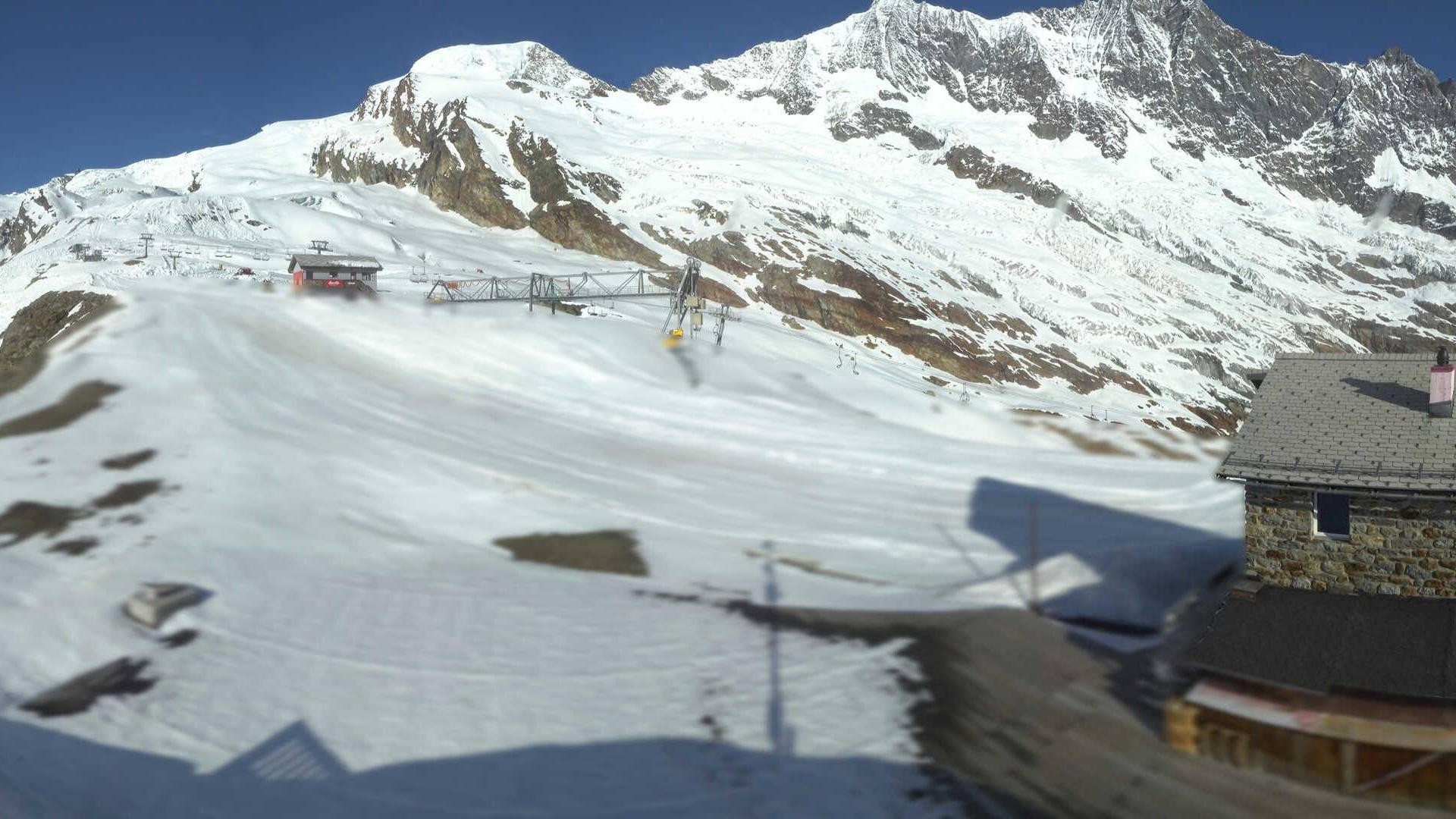Archived image Webcam Saas Fee - Längfluh south