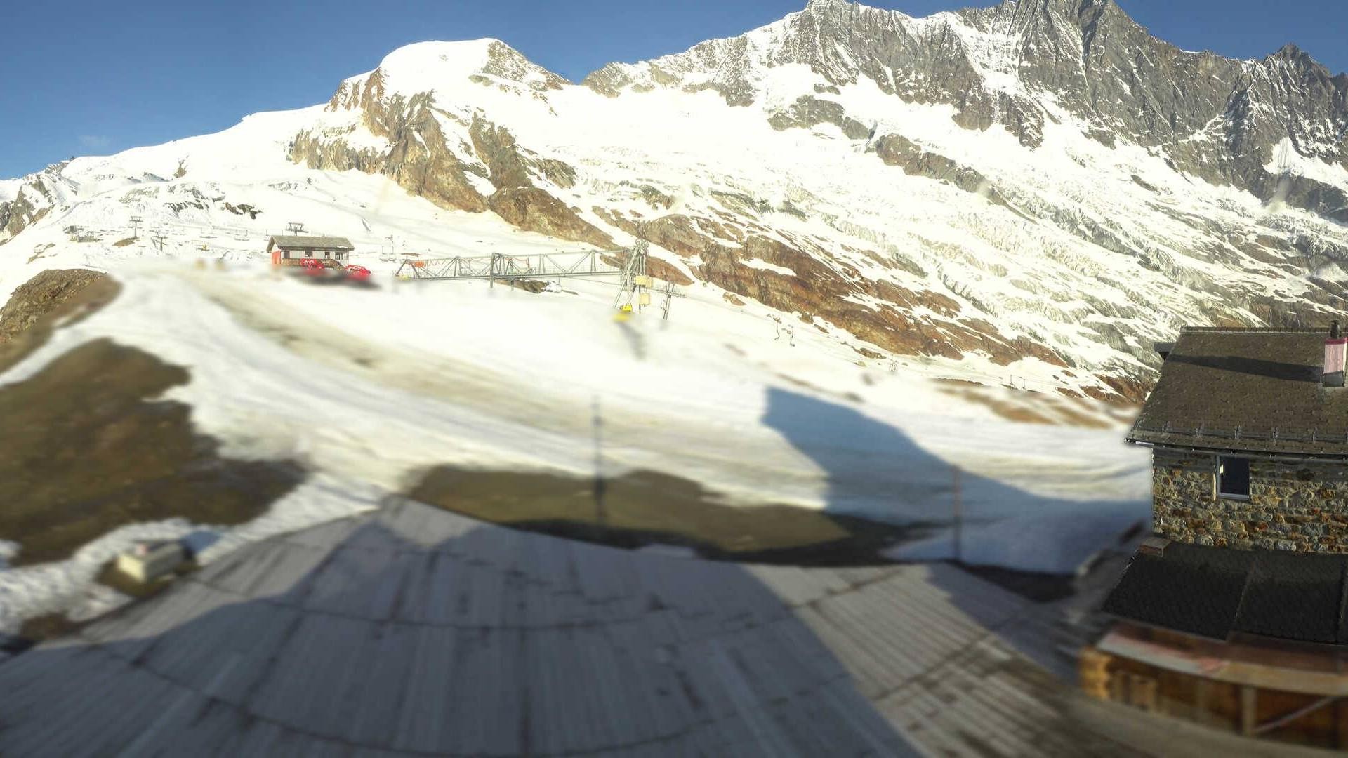 Archived image Webcam Saas Fee - Längfluh south