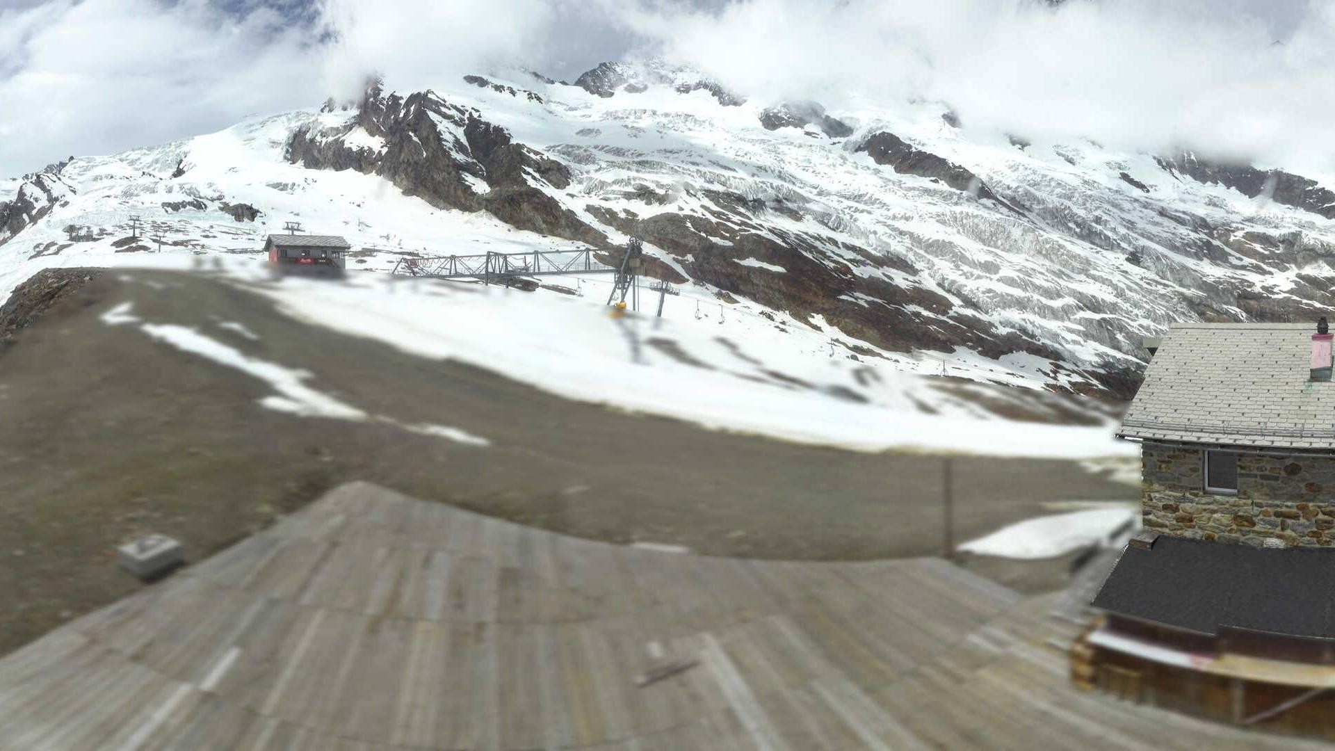 Archived image Webcam Saas Fee - Längfluh south