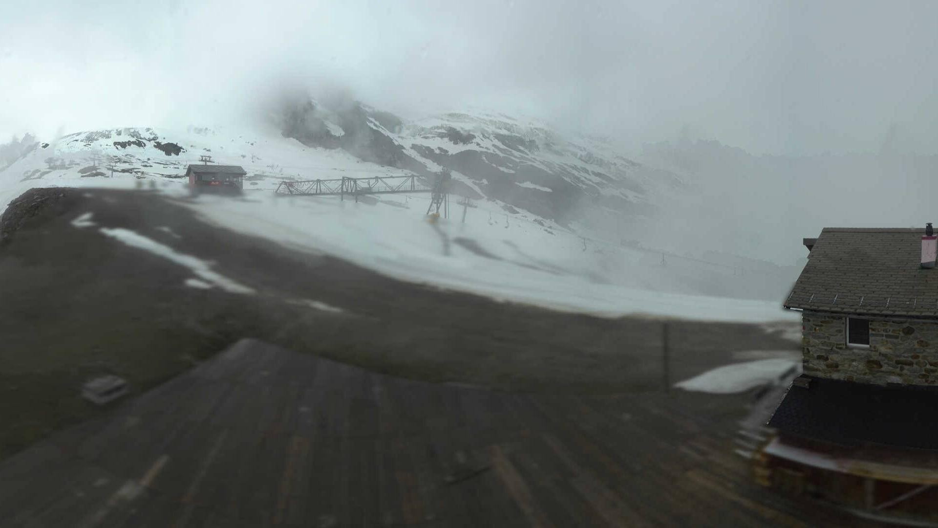 Archived image Webcam Saas Fee - Längfluh south