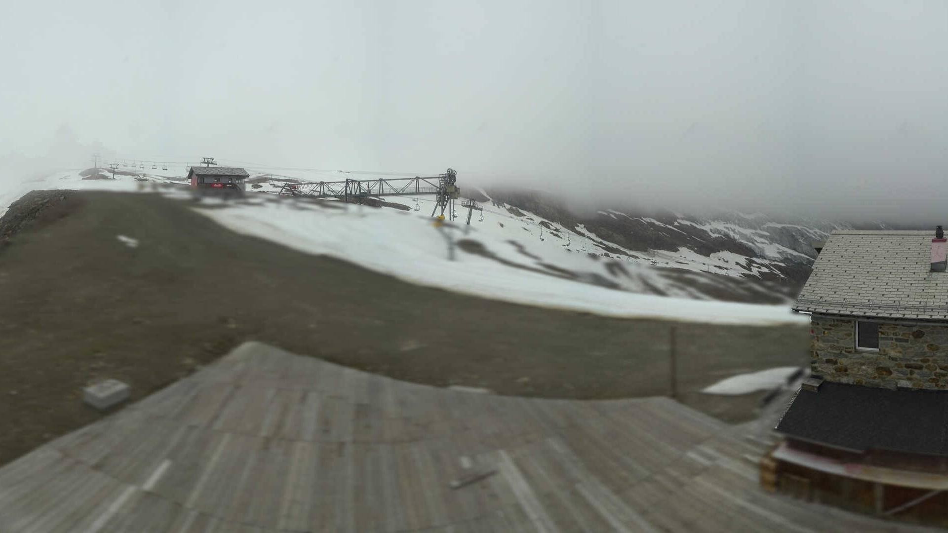 Archived image Webcam Saas Fee - Längfluh south