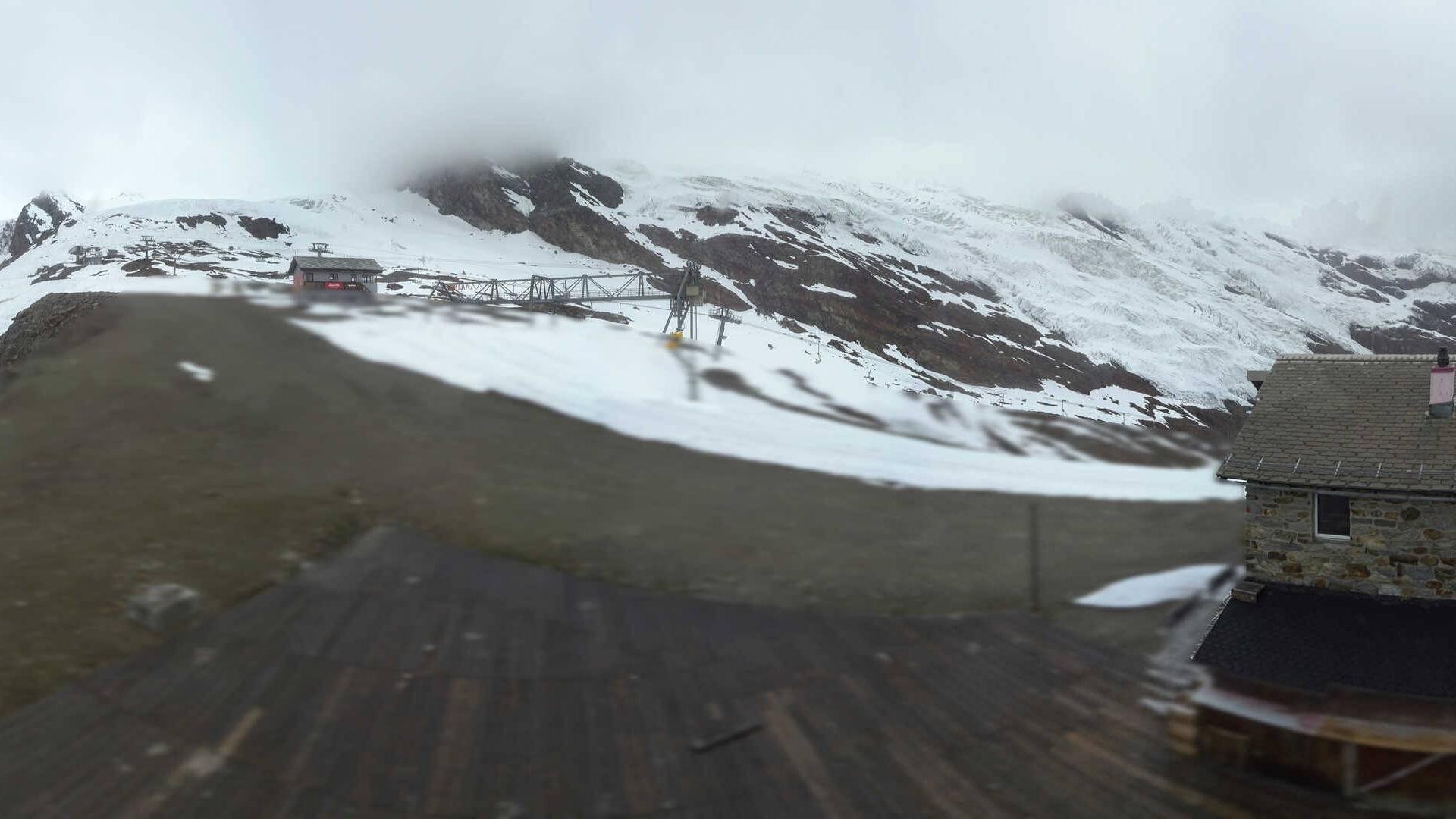 Archived image Webcam Saas Fee - Längfluh south