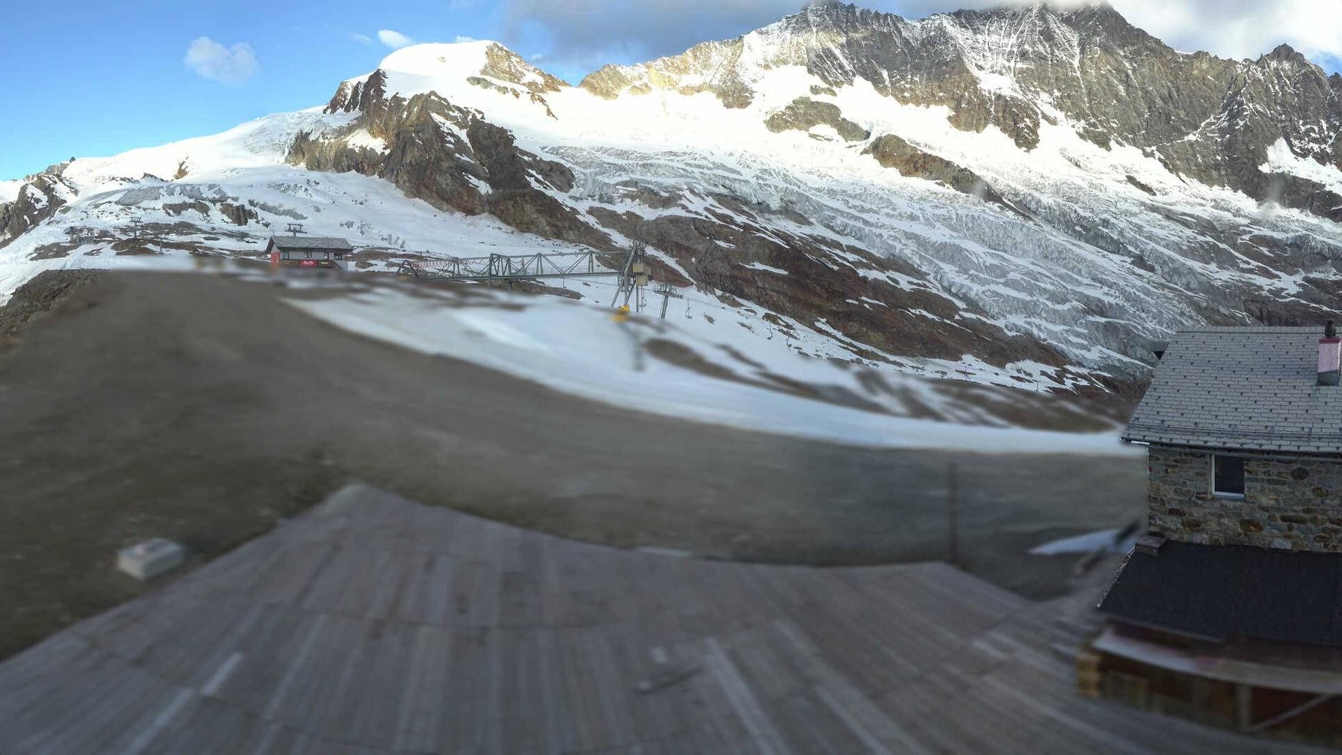 Archived image Webcam Saas Fee - Längfluh south