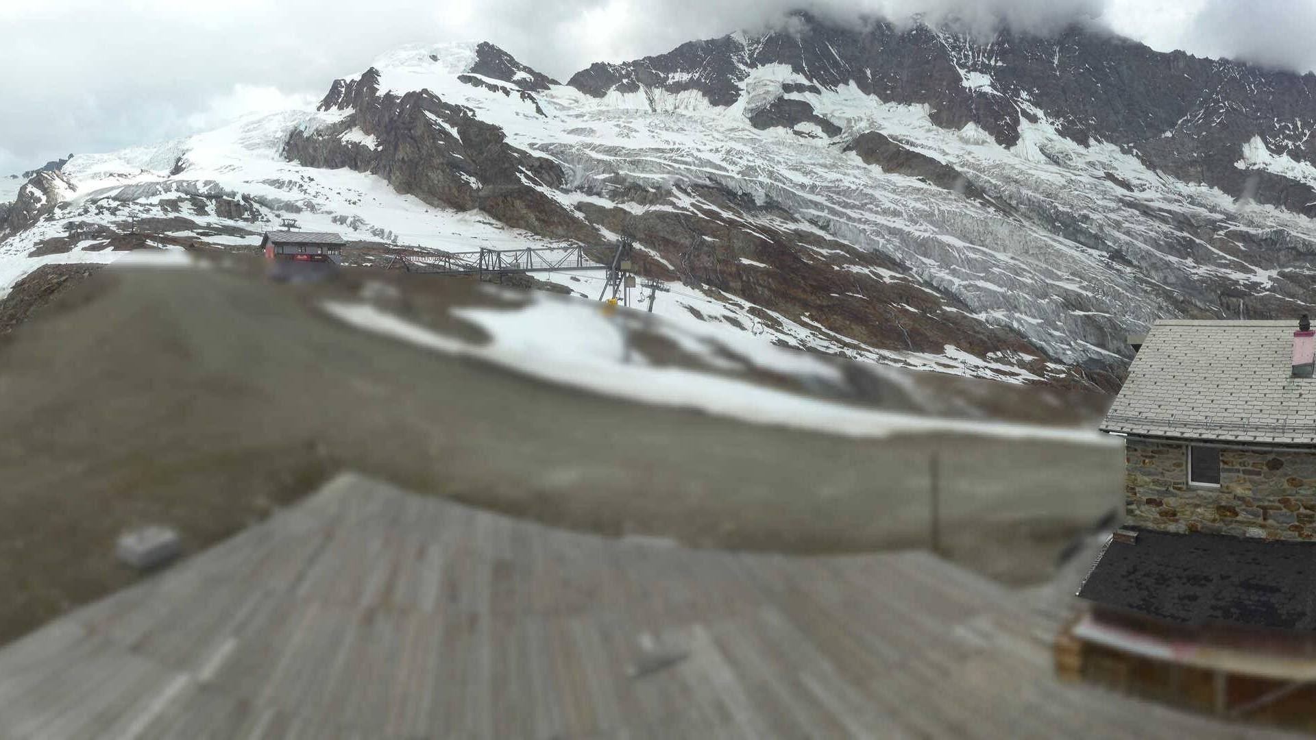 Archived image Webcam Saas Fee - Längfluh south