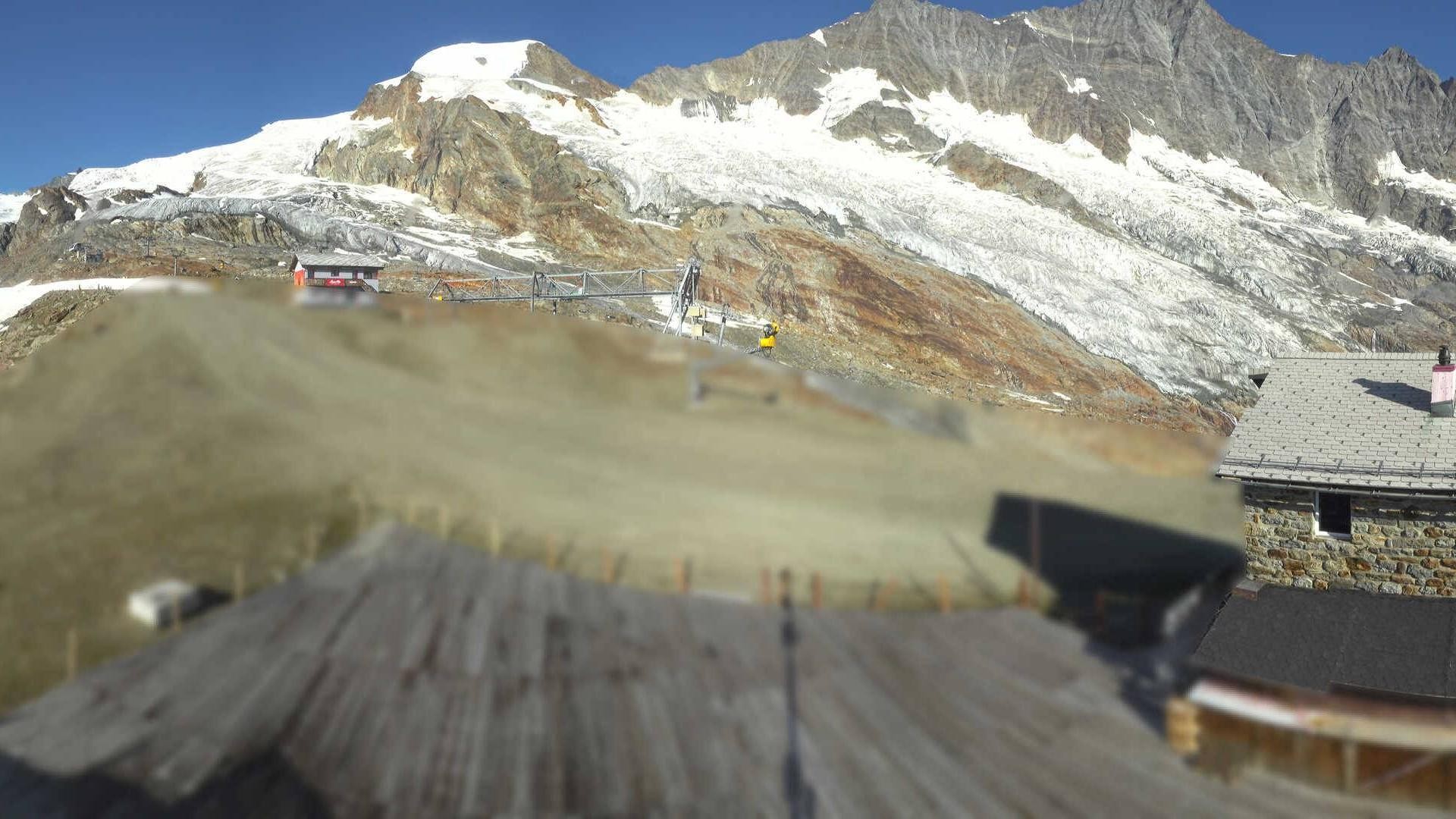 Archived image Webcam Saas Fee - Längfluh south