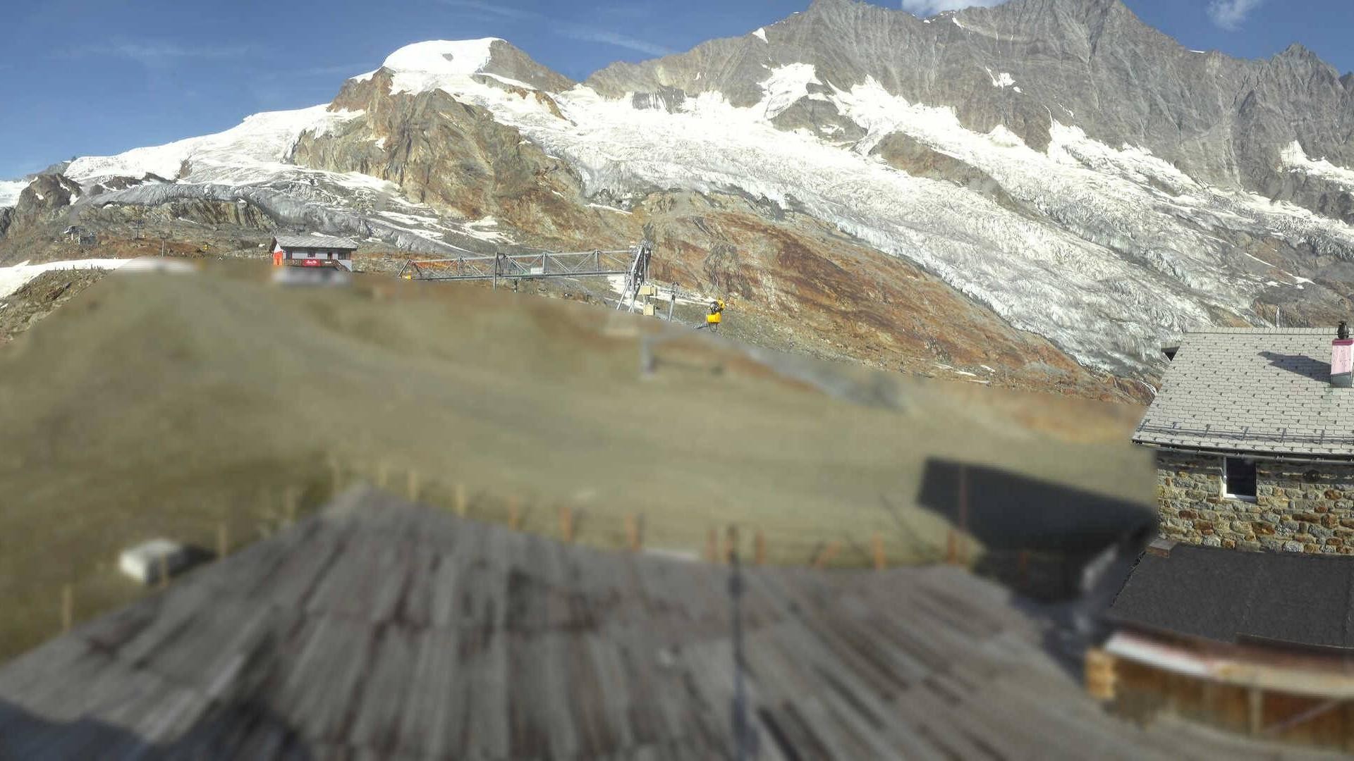 Archived image Webcam Saas Fee - Längfluh south