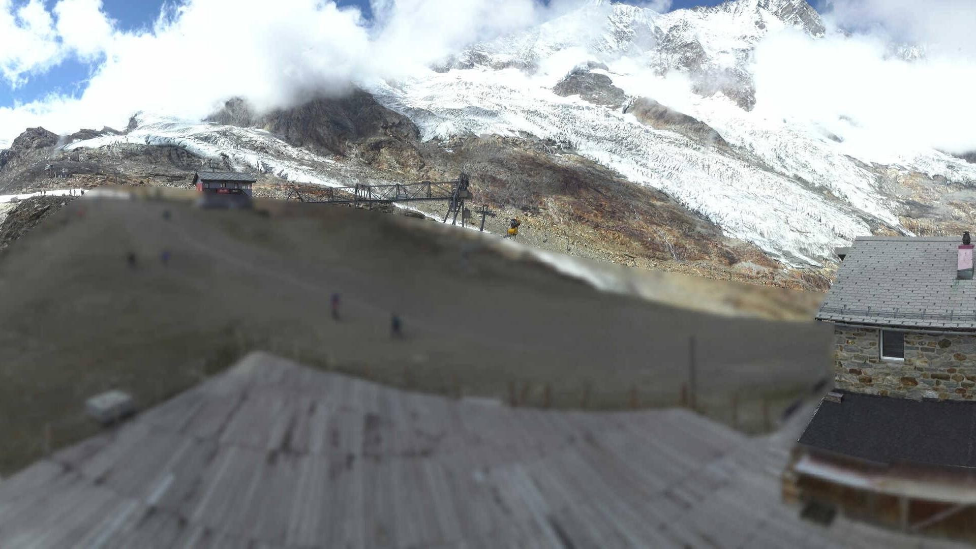 Archived image Webcam Saas Fee - Längfluh south