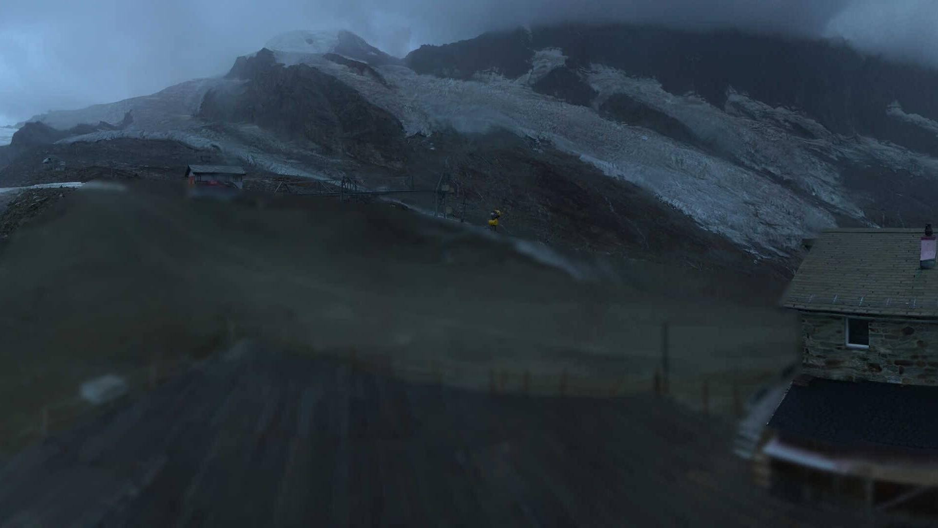 Archived image Webcam Saas Fee - Längfluh south