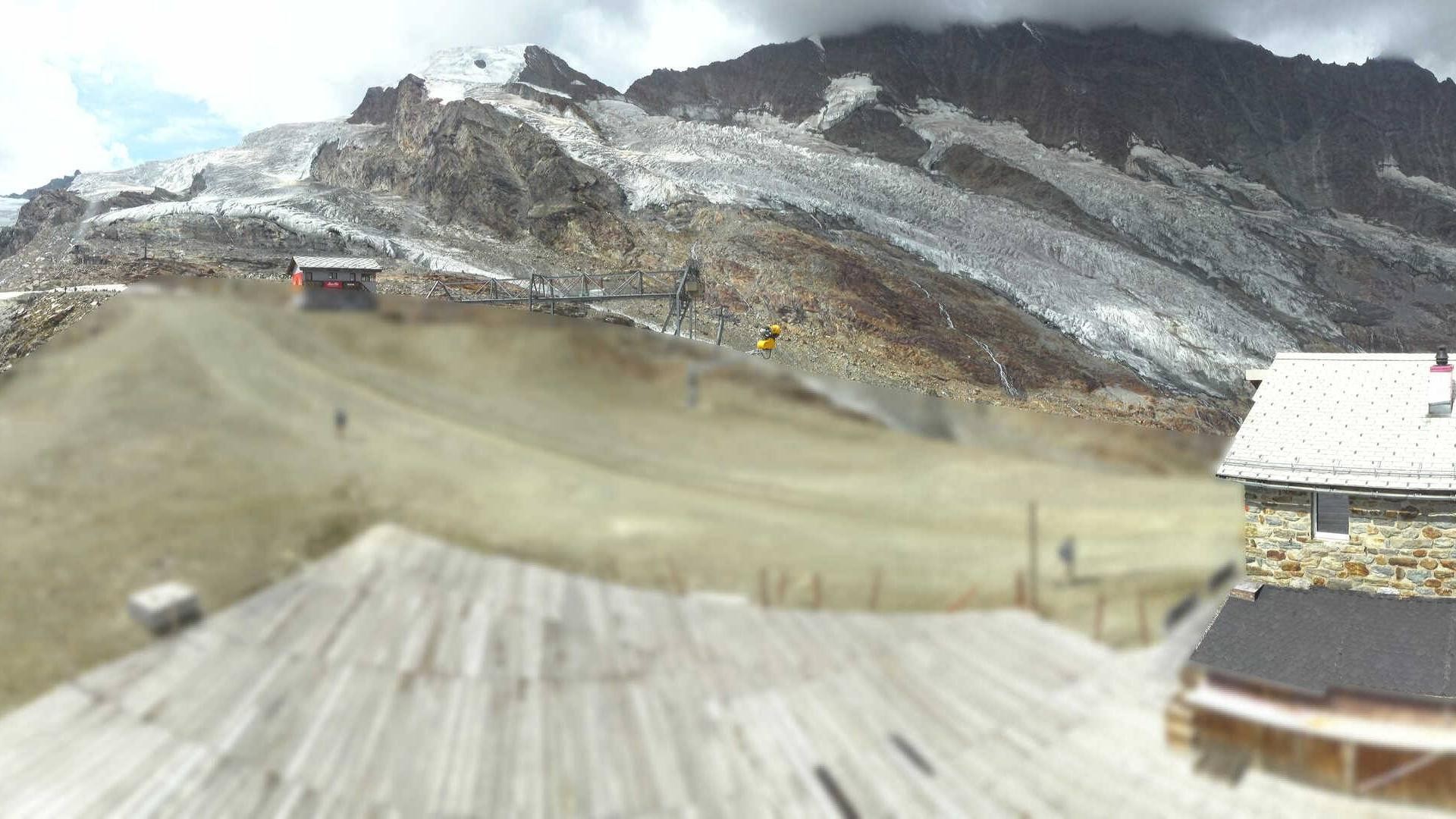 Archived image Webcam Saas Fee - Längfluh south