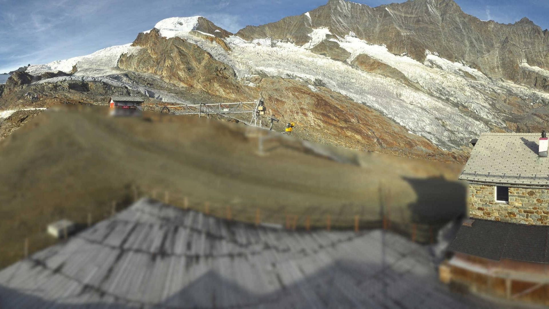 Archived image Webcam Saas Fee - Längfluh south