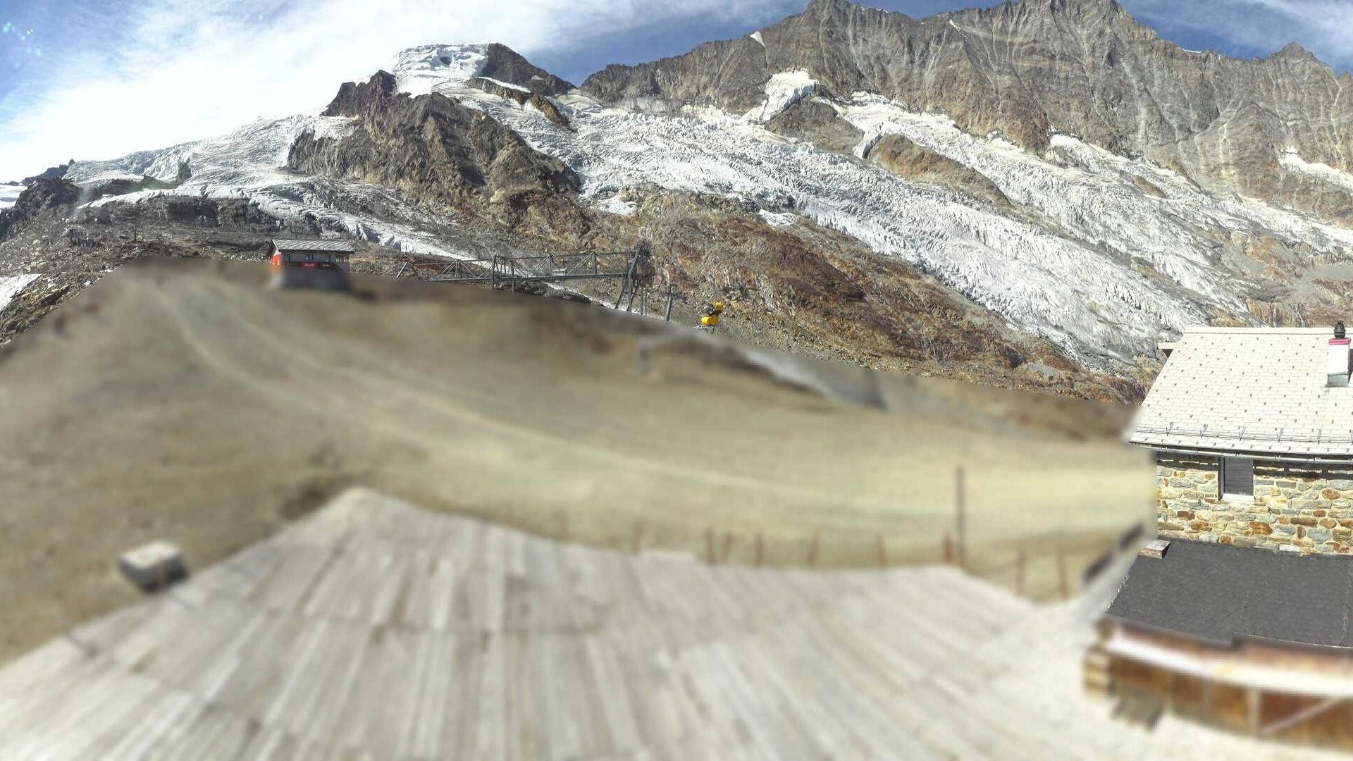 Archived image Webcam Saas Fee - Längfluh south