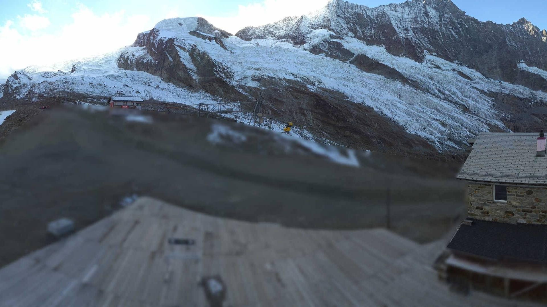 Archived image Webcam Saas Fee - Längfluh south