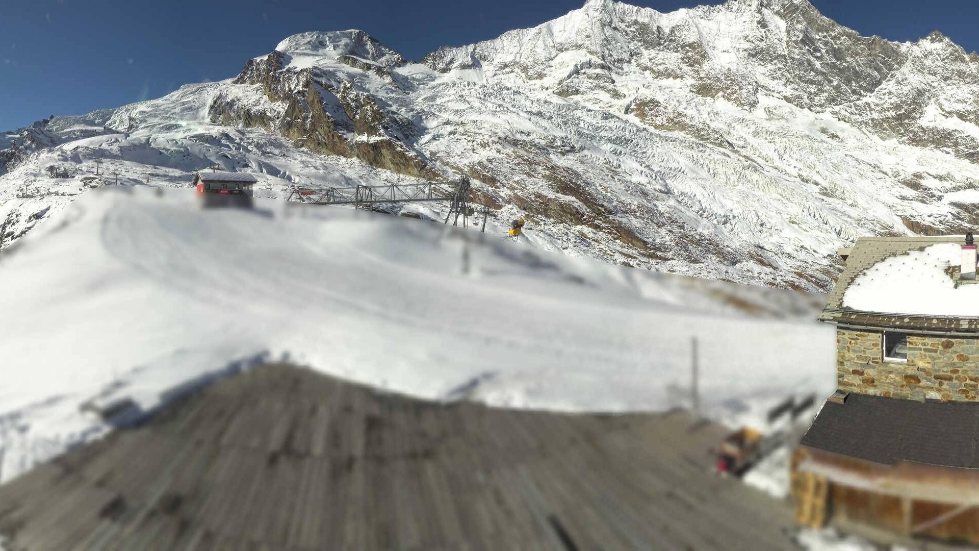 Archived image Webcam Saas Fee - Längfluh south