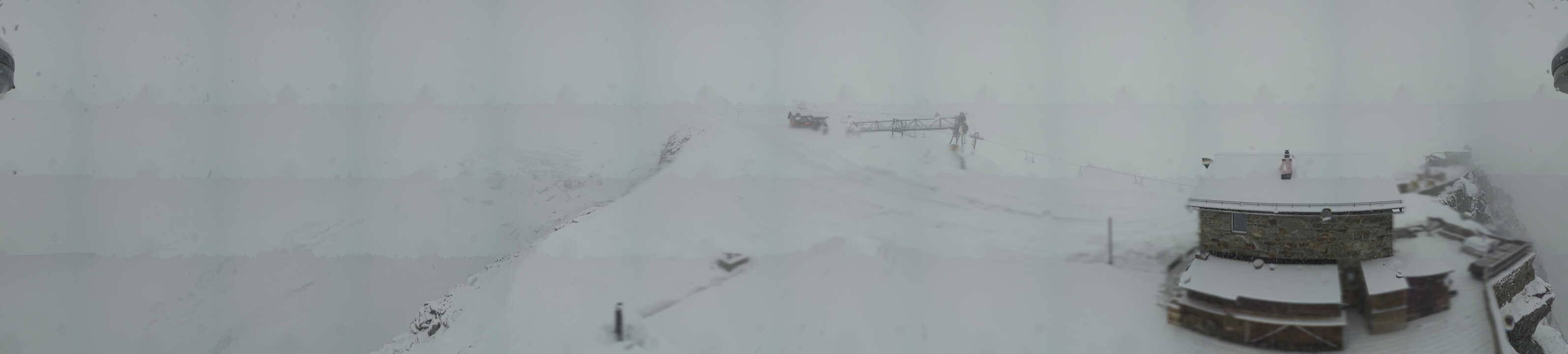 Archived image Webcam Saas Fee - Glacier
