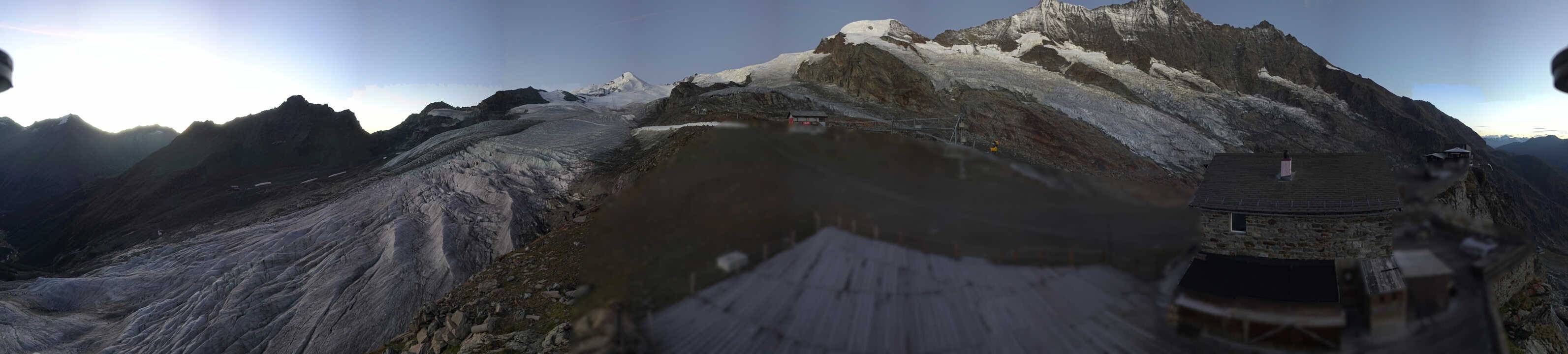 Archived image Webcam Saas Fee - Glacier