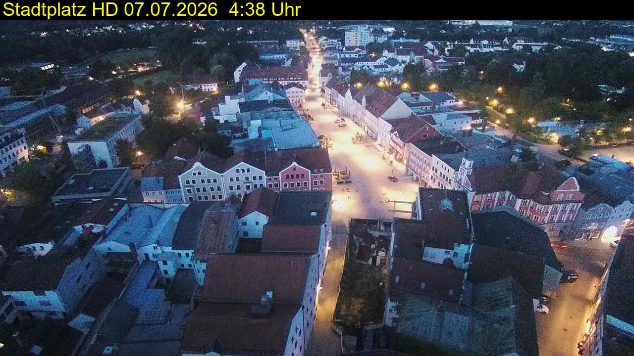 Archived image Webcam Town Square in Eggenfelden