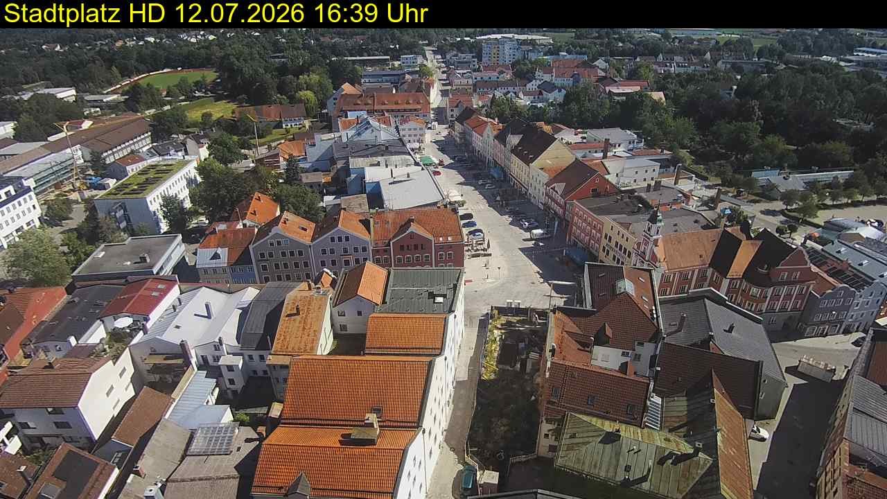 Archived image Webcam Town Square in Eggenfelden
