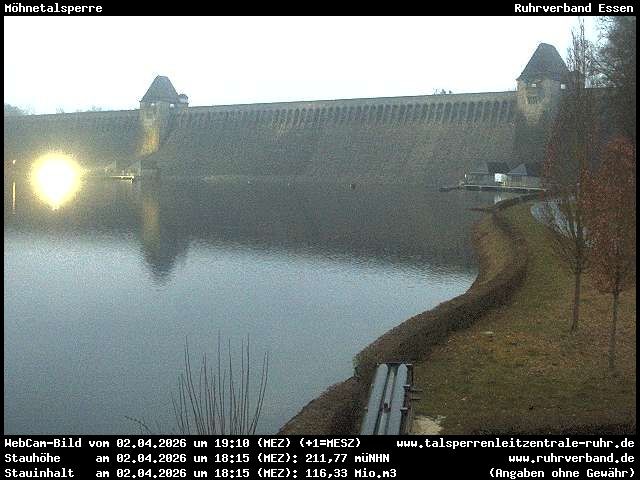 Archiv Foto Webcam Möhnetalsperre: Blick auf Staumauer