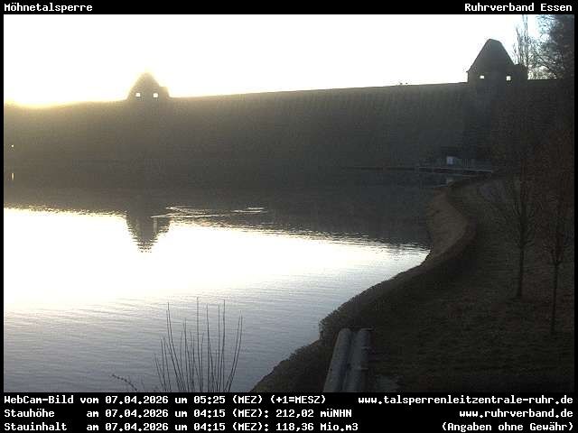 Archiv Foto Webcam Möhnetalsperre: Blick auf Staumauer